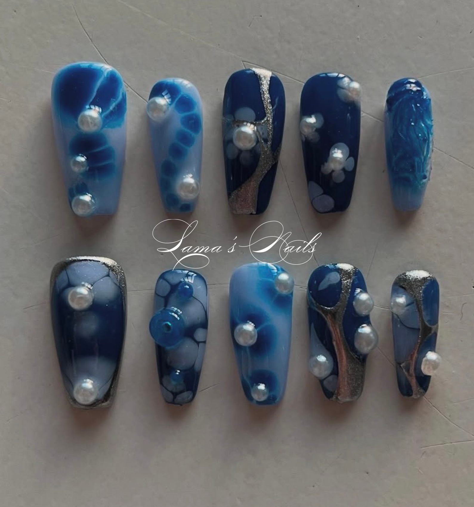 Jellyfish ocean